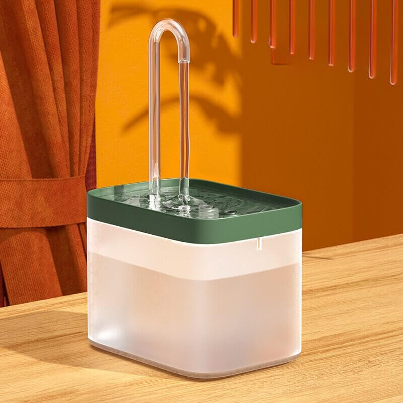 AquaPet | Katzen Trinkwasser Brunnen Katze Automatisch USB Filter Leise 1.5 L Fassungsvermögen - KIIRA General Store