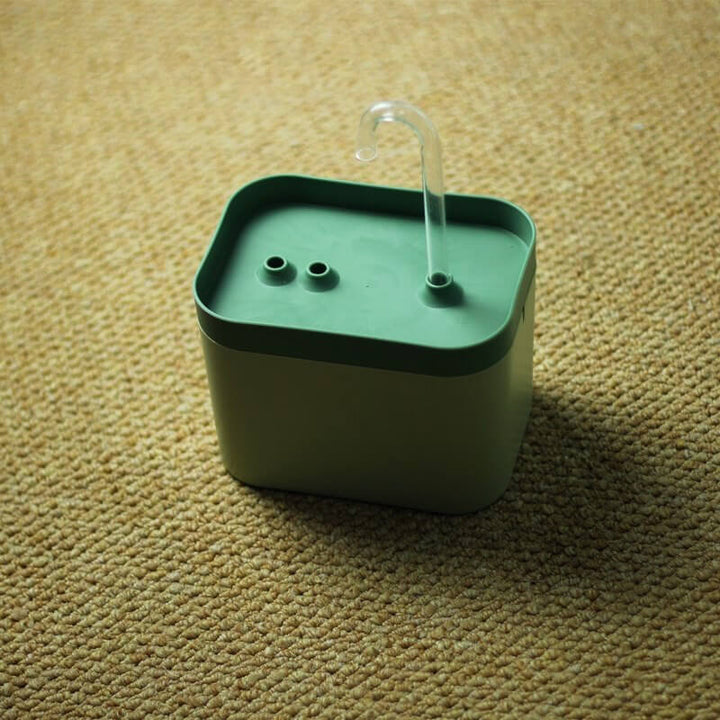 AquaPet | Katzen Trinkwasser Brunnen Katze Automatisch USB Filter Leise 1.5 L Fassungsvermögen - KIIRA General Store